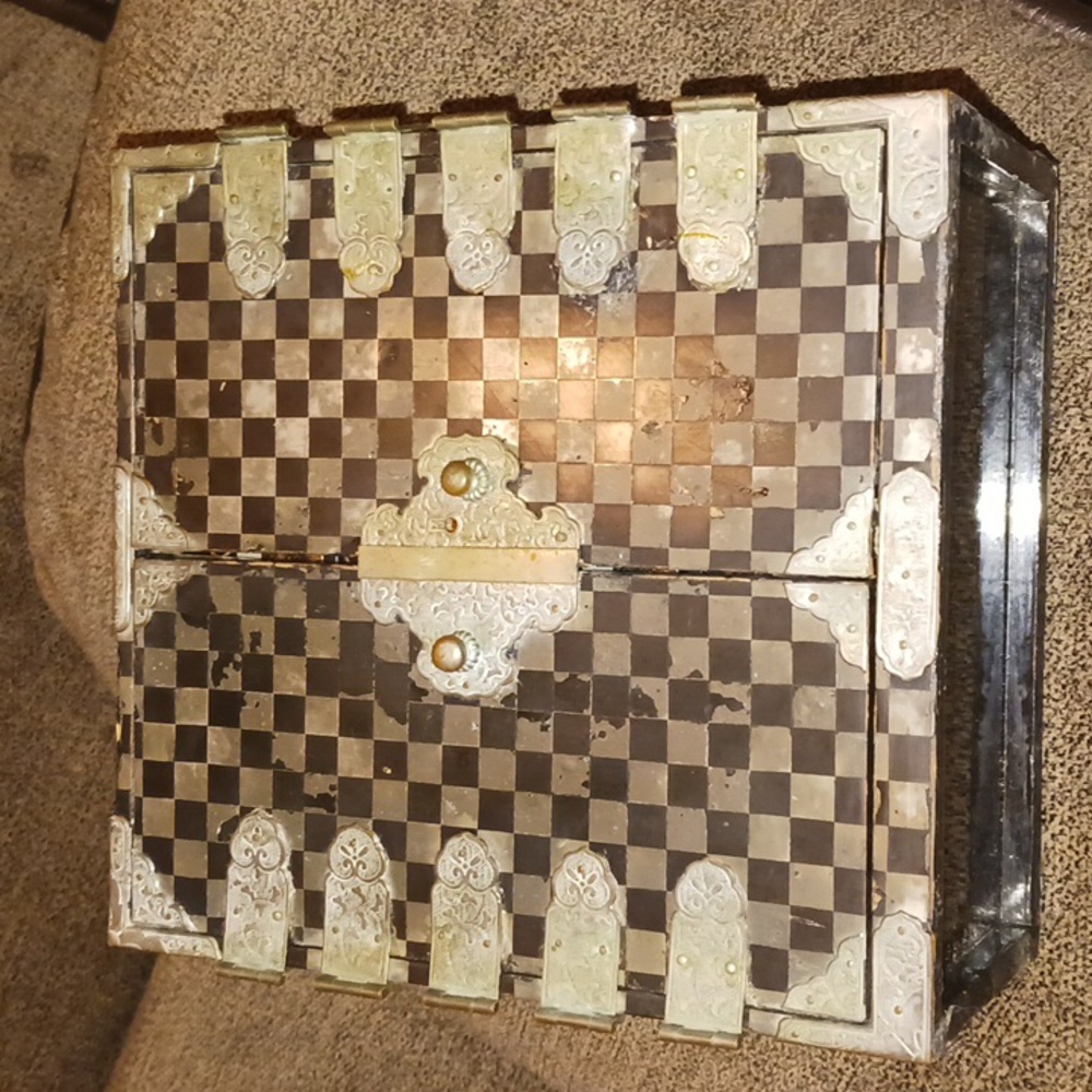 Antique safe box